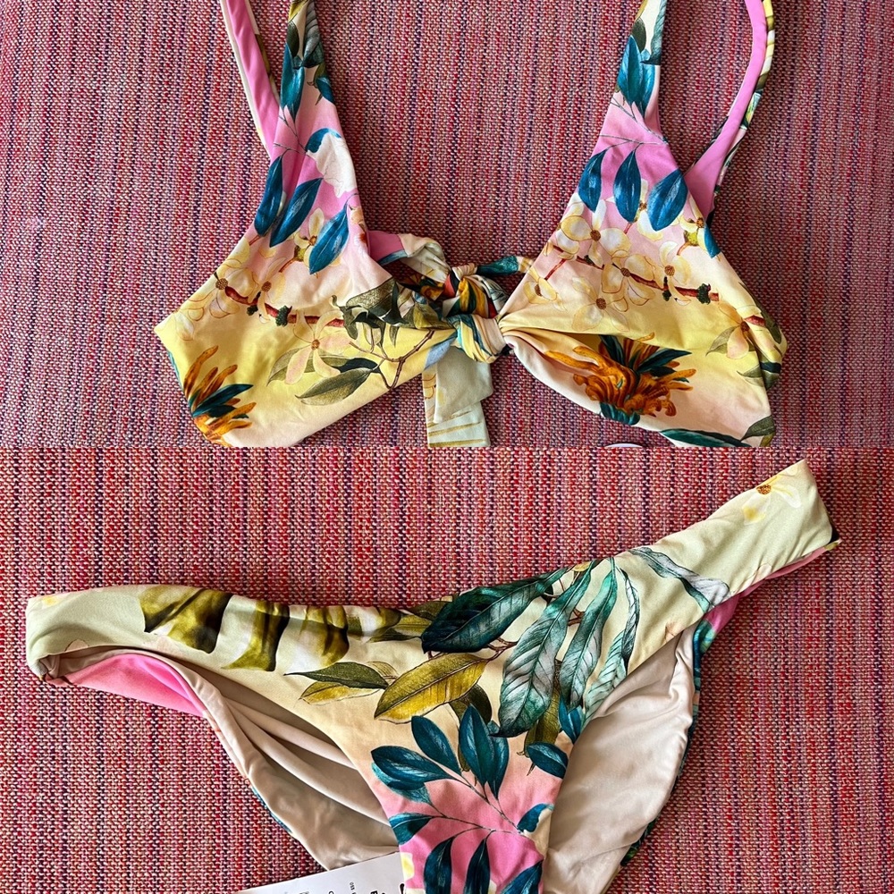 PQ bikini